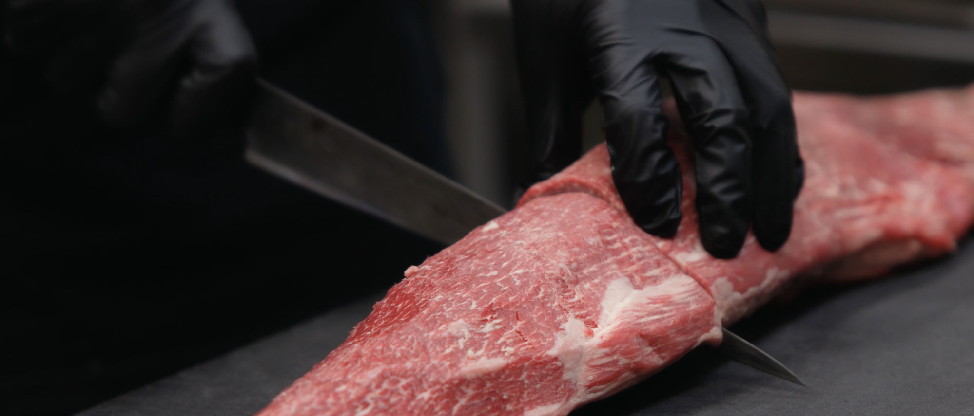 A5和牛の仕込み